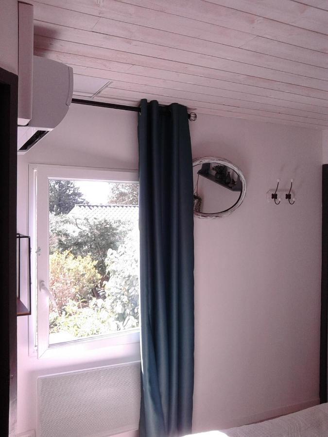 Les Florides Apartment L'Isle-sur-la-Sorgue Bagian luar foto