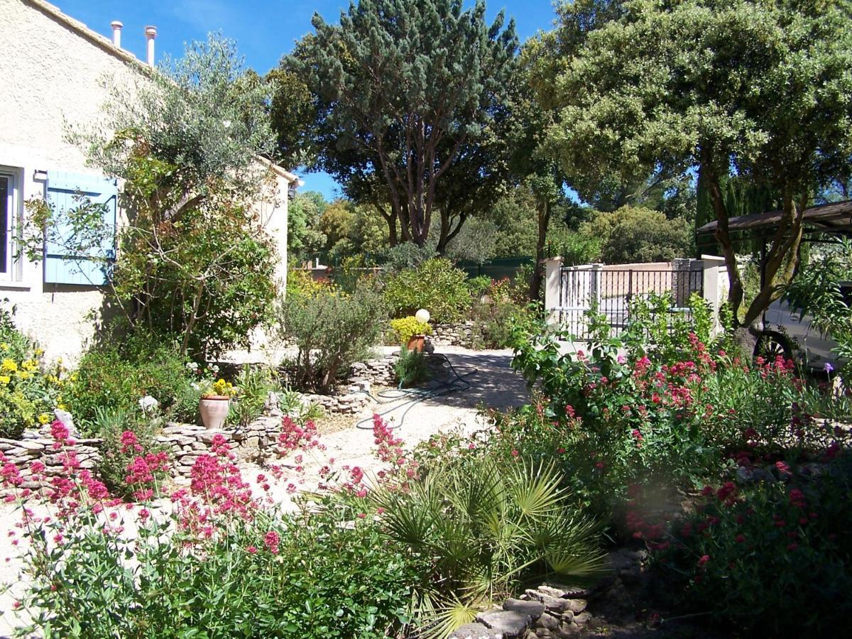 Les Florides Apartment L'Isle-sur-la-Sorgue Bagian luar foto